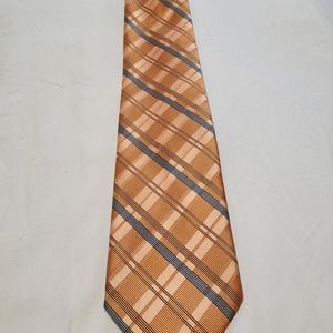 Tie